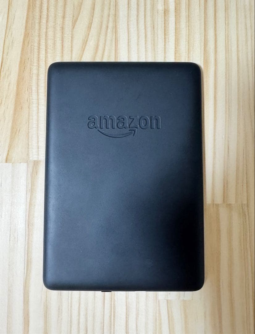 Amazon Kindle 第10世代 本体 カバー付き