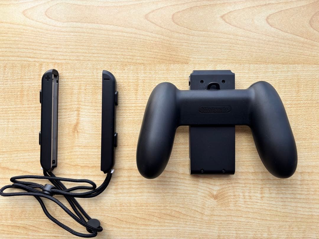 Switch マリオオデッセイ同梱版 限定レッドJoy-Con 箱付 動作確認済