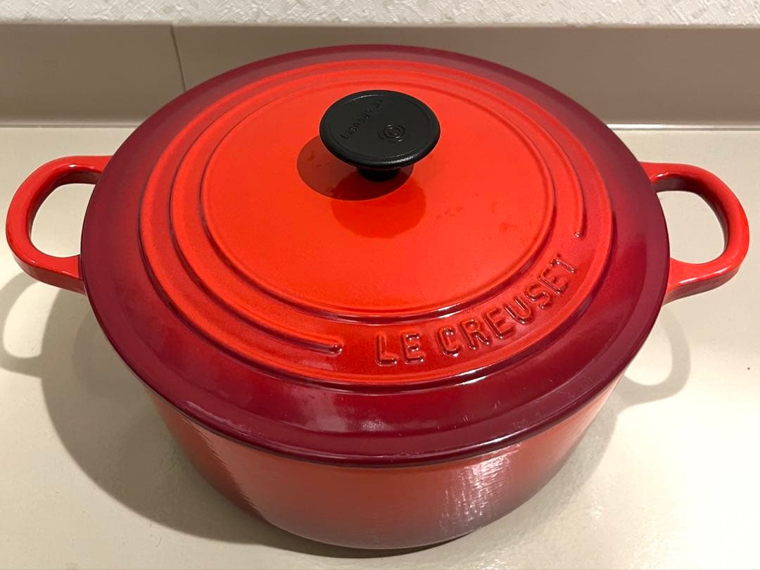 ル・クルーゼ　Le Creuset ココットロンド 22cm オレンジ IH対応