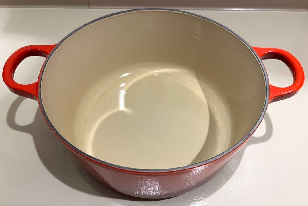 ル・クルーゼ　Le Creuset ココットロンド 22cm オレンジ IH対応