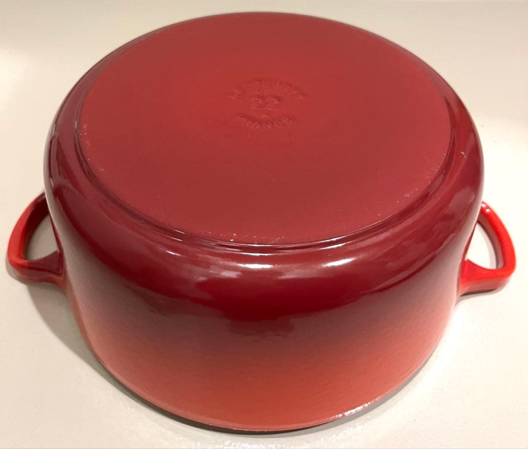 ル・クルーゼ　Le Creuset ココットロンド 22cm オレンジ IH対応