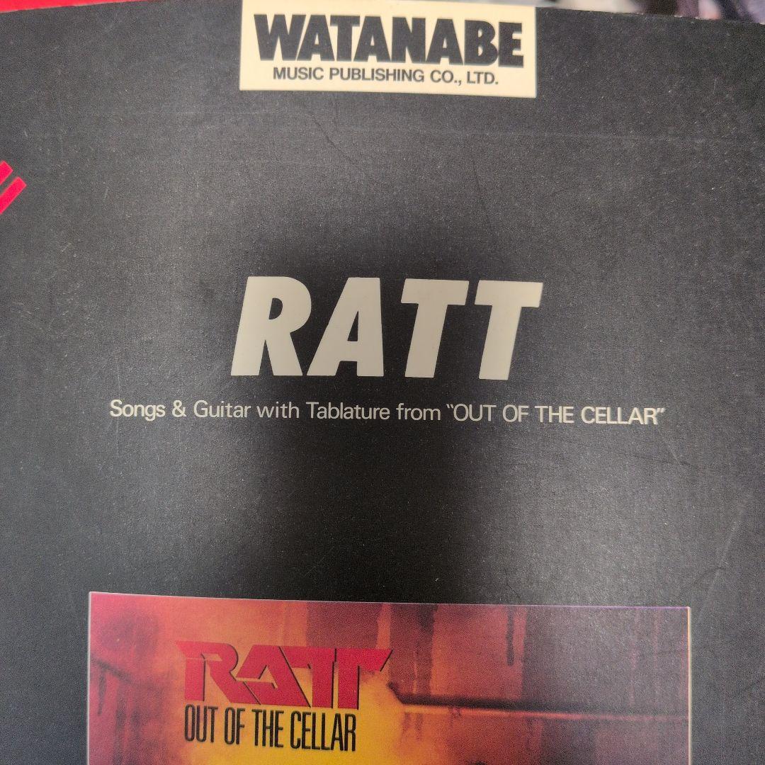 RATT out of the cellar ギター　スコア 楽譜　ヘビメタ