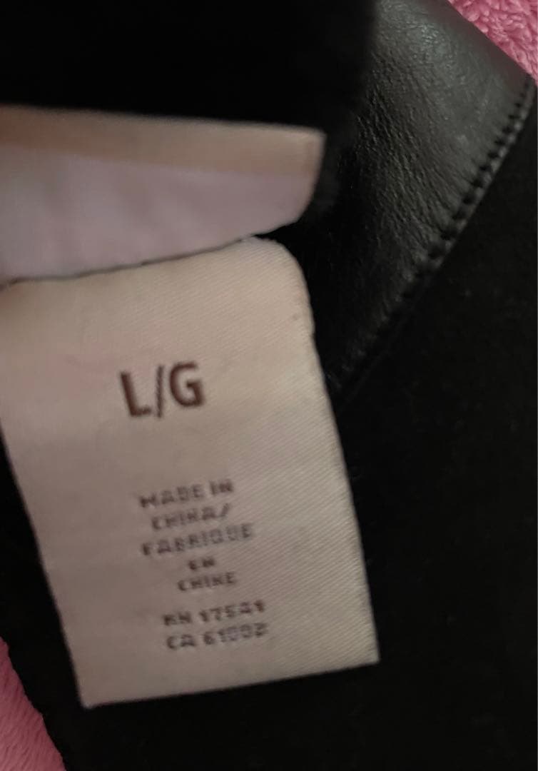 【新品】UGG アグ　手袋　ムートン　Lサイズ　黒