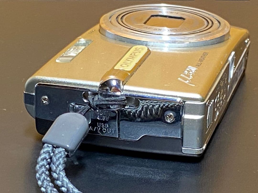 OLYMPUS デジタルカメラ 8.0メガピクセル