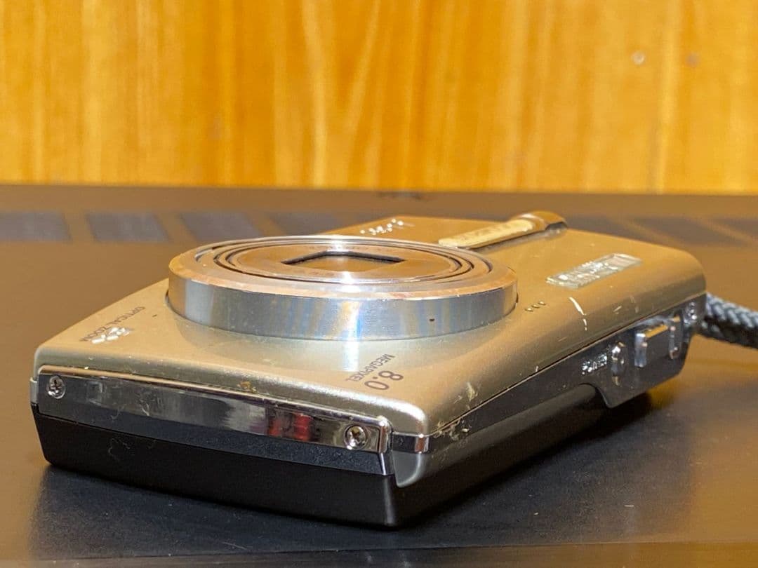 OLYMPUS デジタルカメラ 8.0メガピクセル