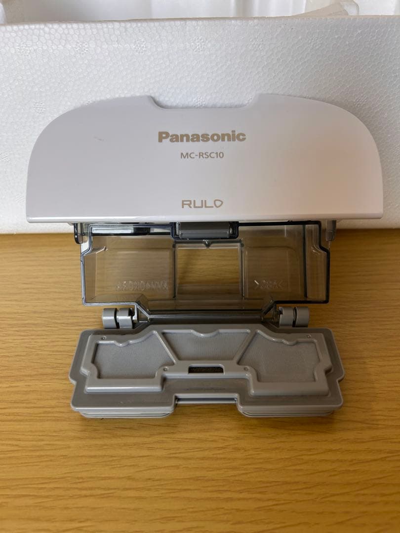Panasonic ロボット掃除機　RULO mini MC-RSC10-W
