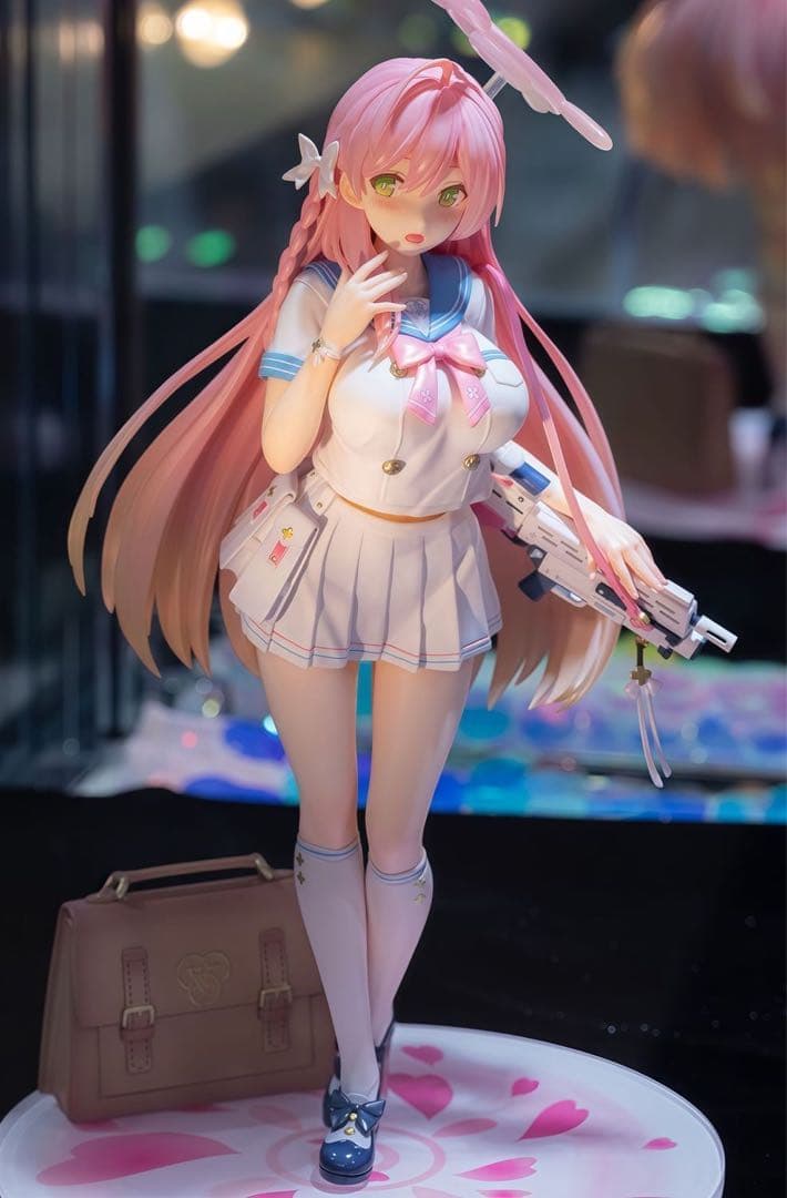 カ*ー様 ブルーアーカイブ 浦和ハナコ フィギュア 銃ver 美少女