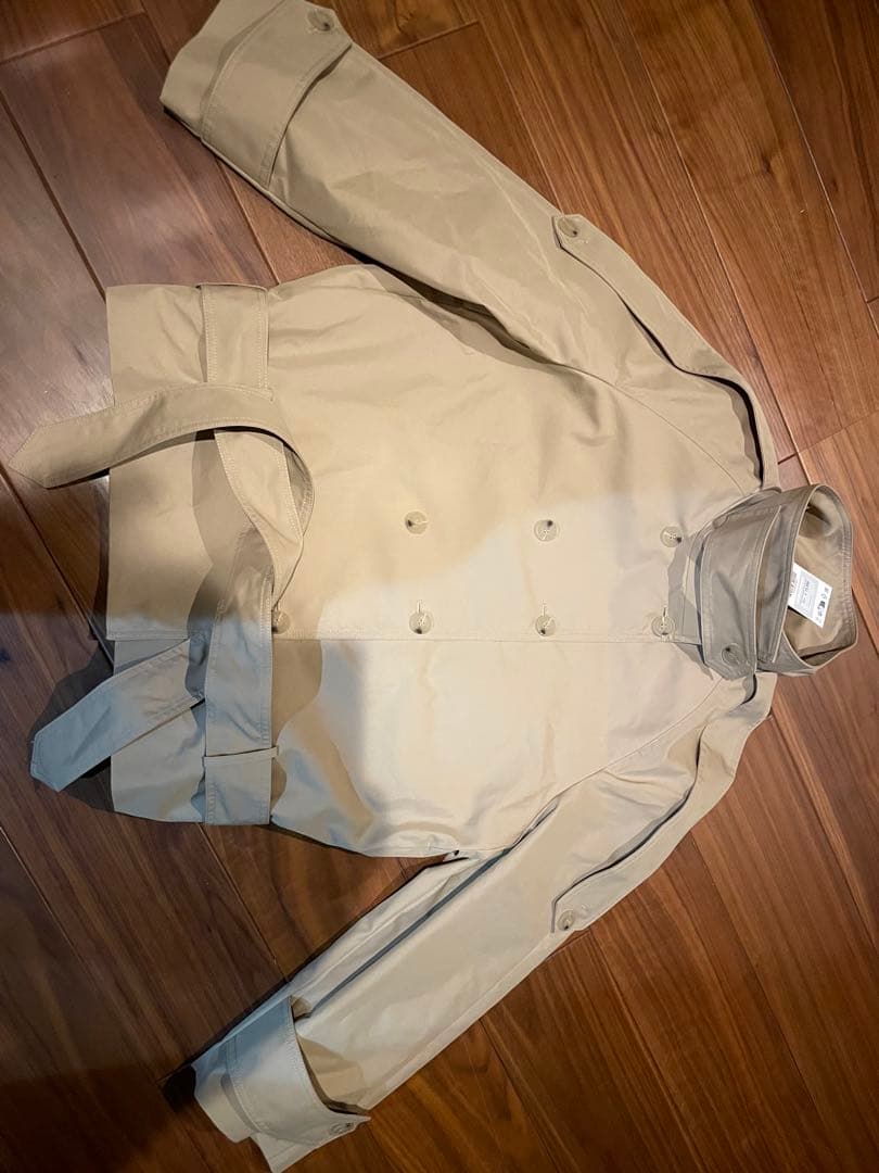 タグ付き新品★ZARAのショート丈ハイネックトレンチコート★Sサイズ★ベージュ色