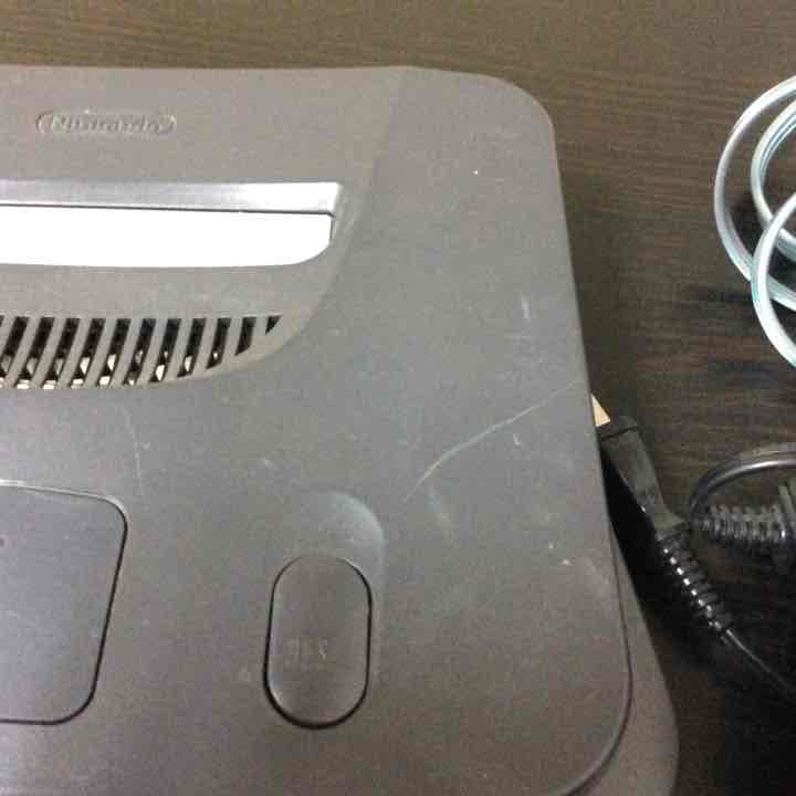 ニンテンドー64本体+ソフト11本セット