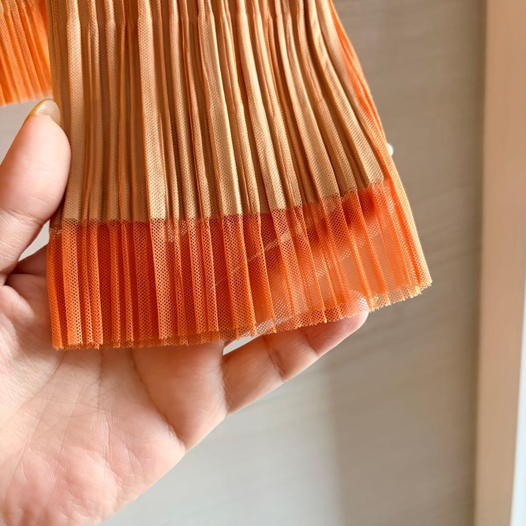 プリーツプリーズ　グラデーション　カーディガン　オレンジ系　美品