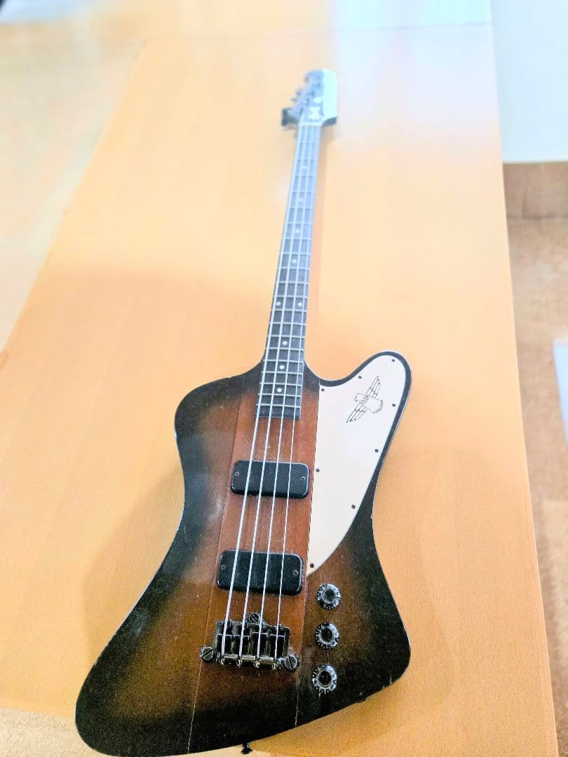 ギブソンサンダーバード （97年製中古）ケース有