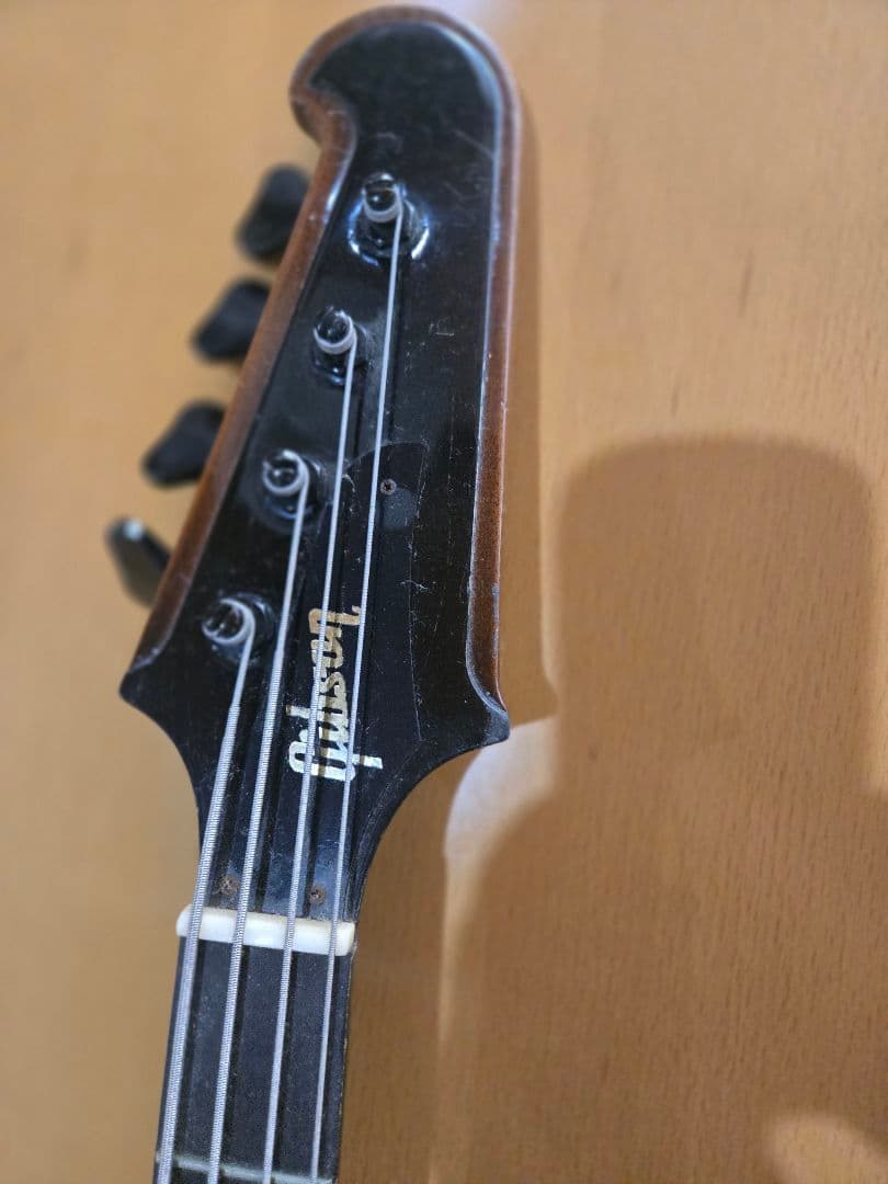 ギブソンサンダーバード （97年製中古）ケース有