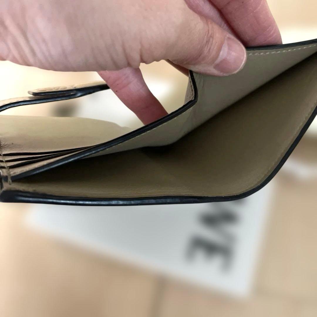 お値下げ中　ロエベ　スリムジップコンパクトウォレット