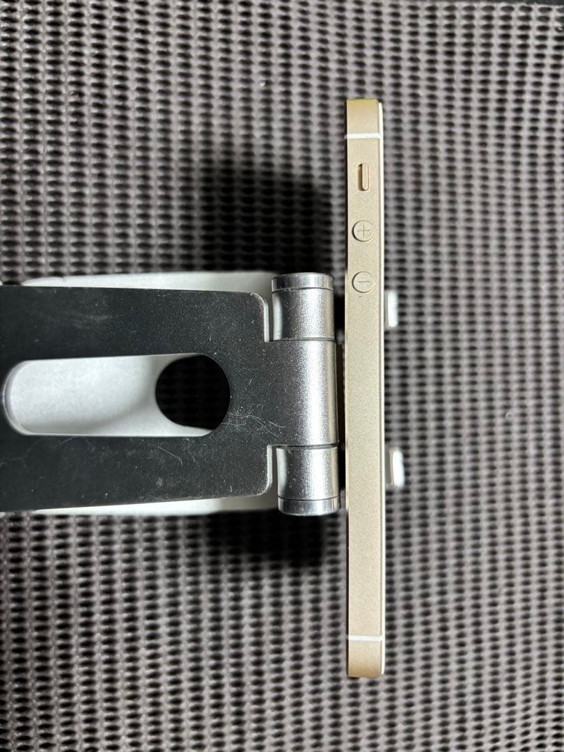 【ジャンク】iPhoneSE 64GB KDDI 1st