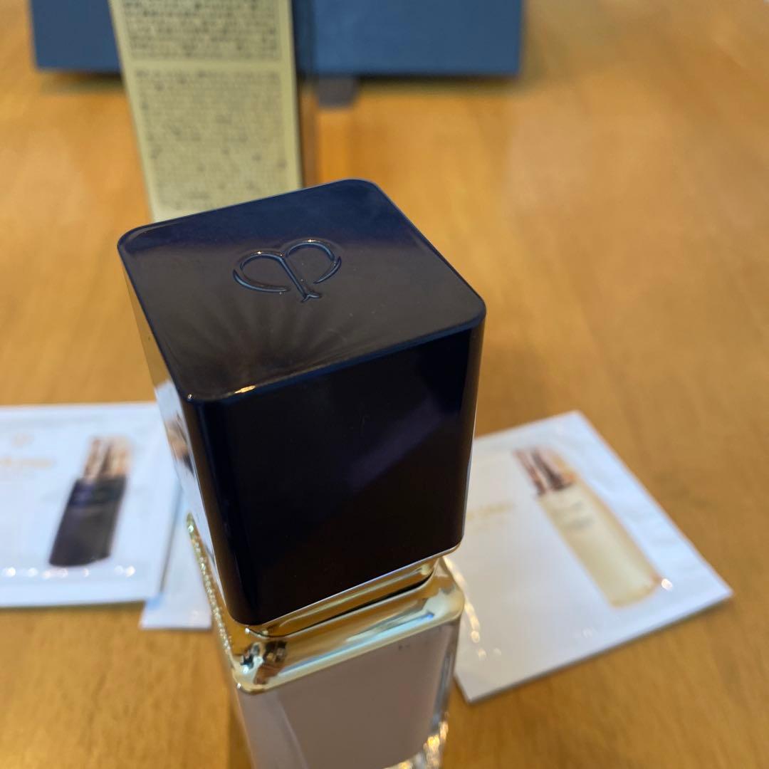 clé de peau タンフリュイドエクラナチュレル 35ml オールシーズン