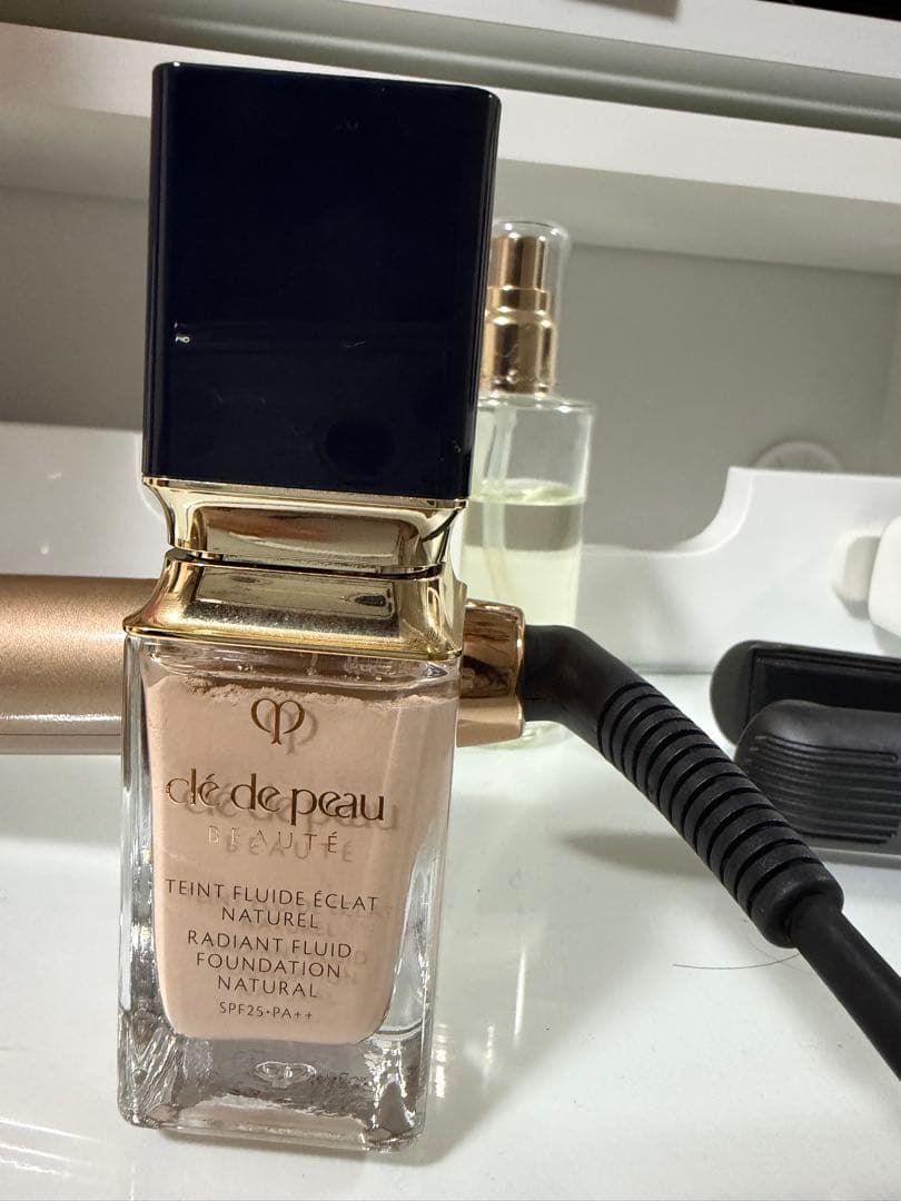 clé de peau タンフリュイドエクラナチュレル 35ml オールシーズン