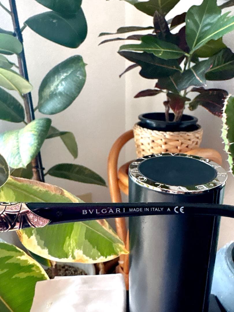 BVLGARI キャットアイサングラス ✧ ボックス付き・美品 ✧ (説明必読)