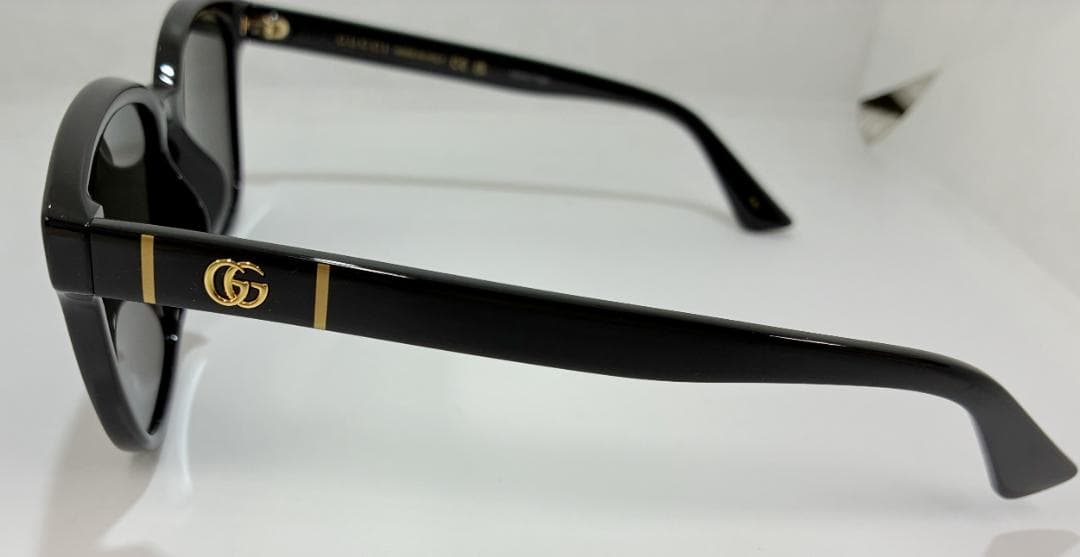 GUCCI サングラス ブラック スクエア GG0637SK-001