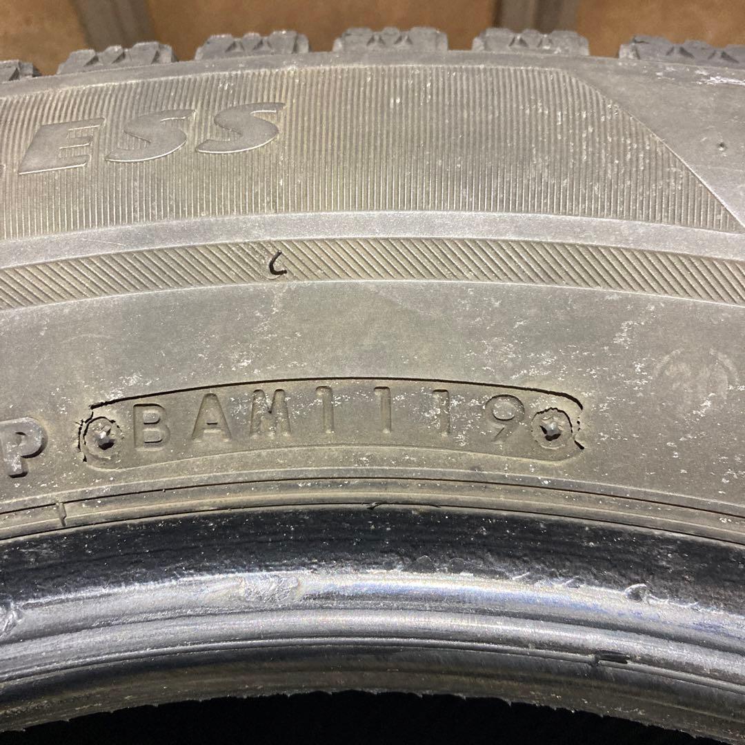 ブリヂストンVRX2 スタッドレス225/55R17 中古4本セット