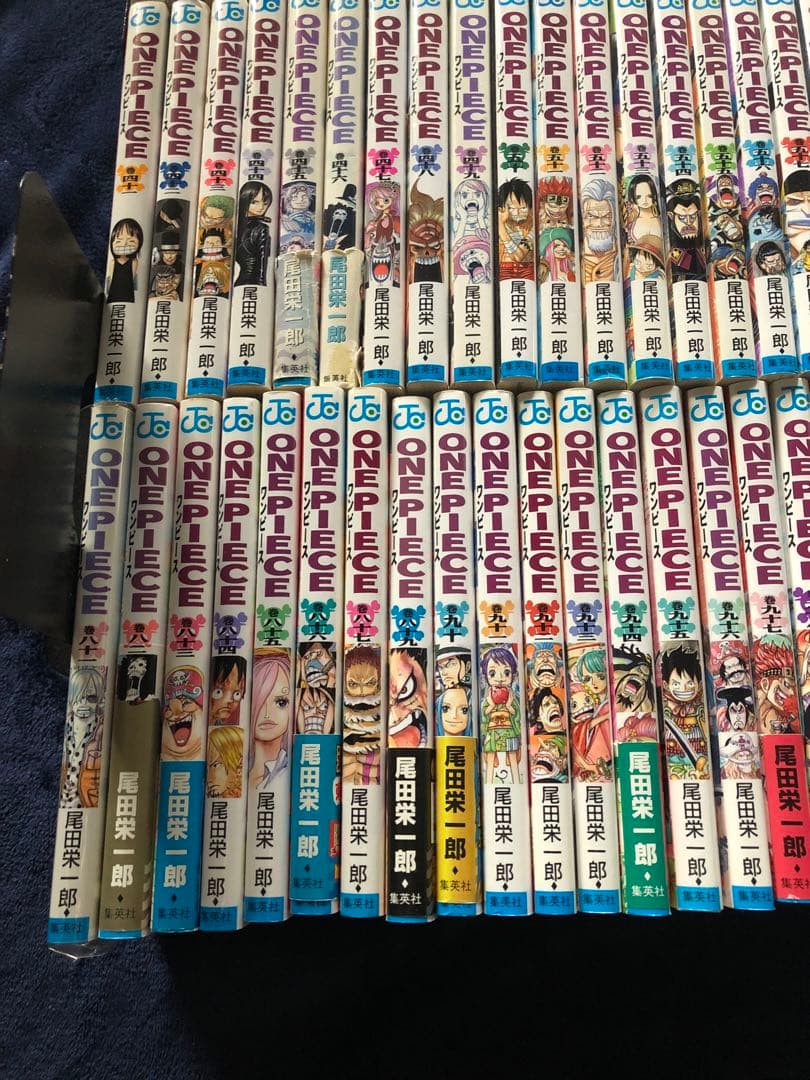 ワンピース　1〜110巻　全巻セット　＋　関連6冊