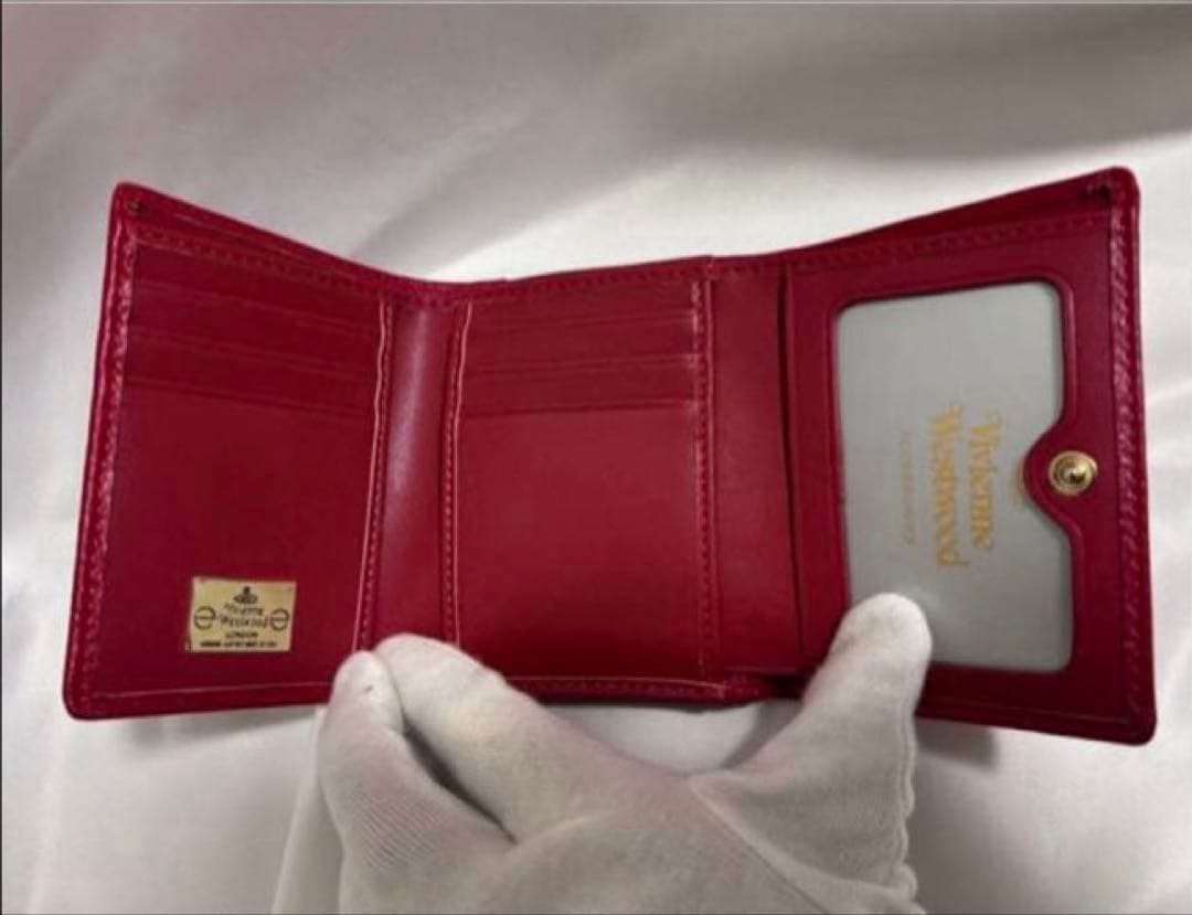 蒼の羽海　　新品⭐︎Vivienne Westwood 赤 三つ折り財布