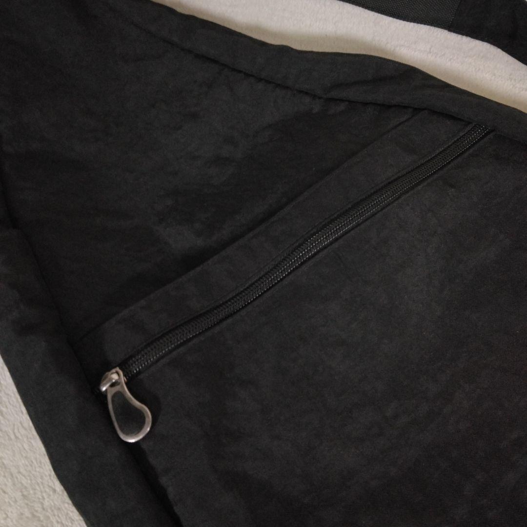 HEALTHY back bag ブラック スリングバッグ　Mサイズ