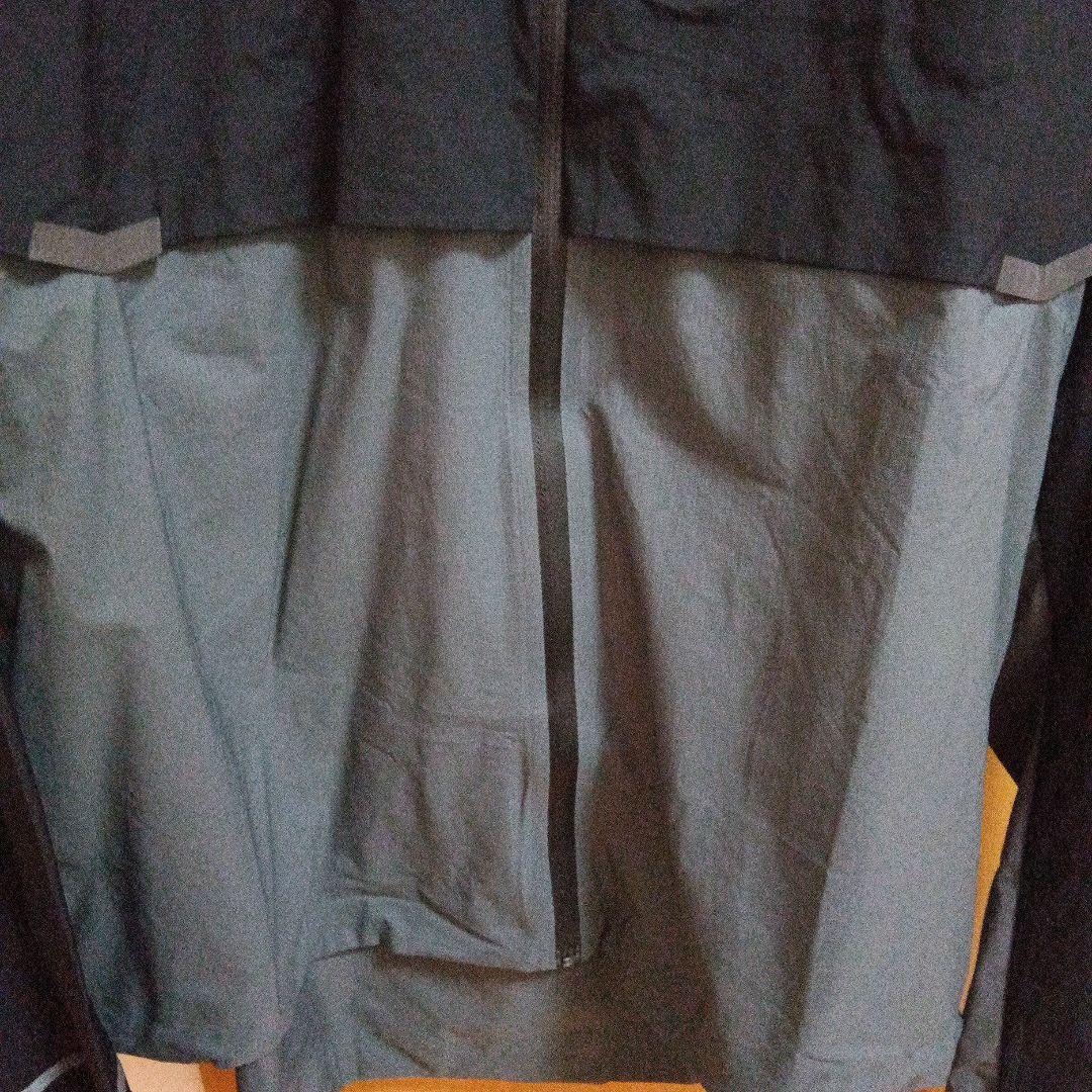 On Weather Jacket オン ウェザージャケット ブラック 超軽量