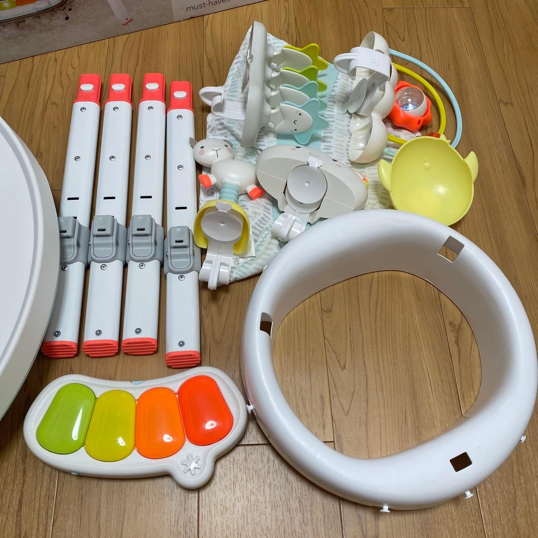 SKIP HOP 3ステージ アクティビティセンター シルバークラウド　知育玩具