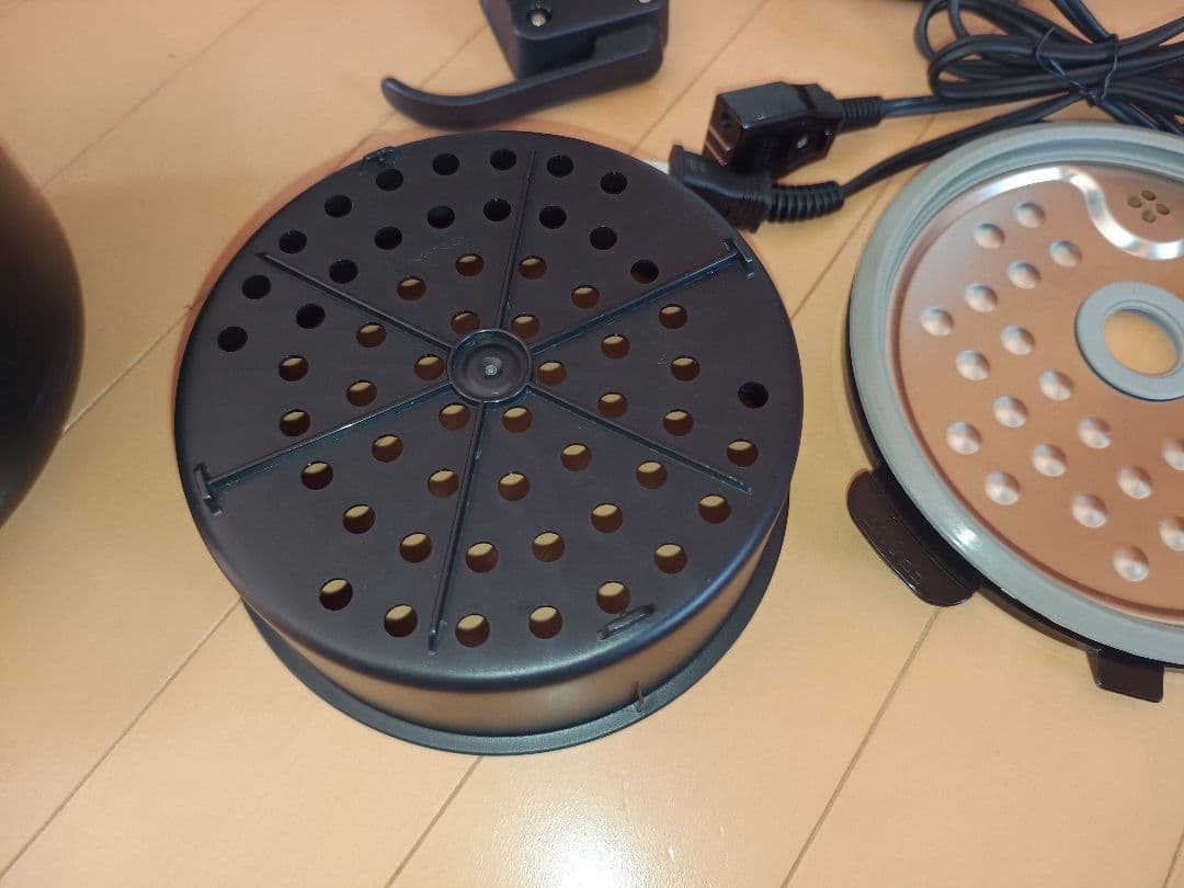 シャープ ヘルシオ ホットクック KN-HW10E-W