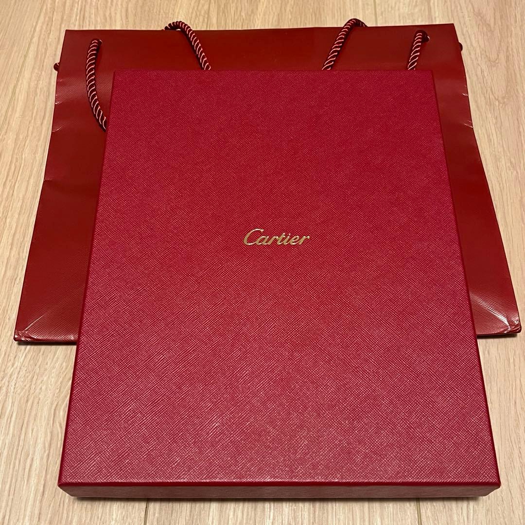 【新品未使用】Cartier ロゴ メタル（フォトフレーム）