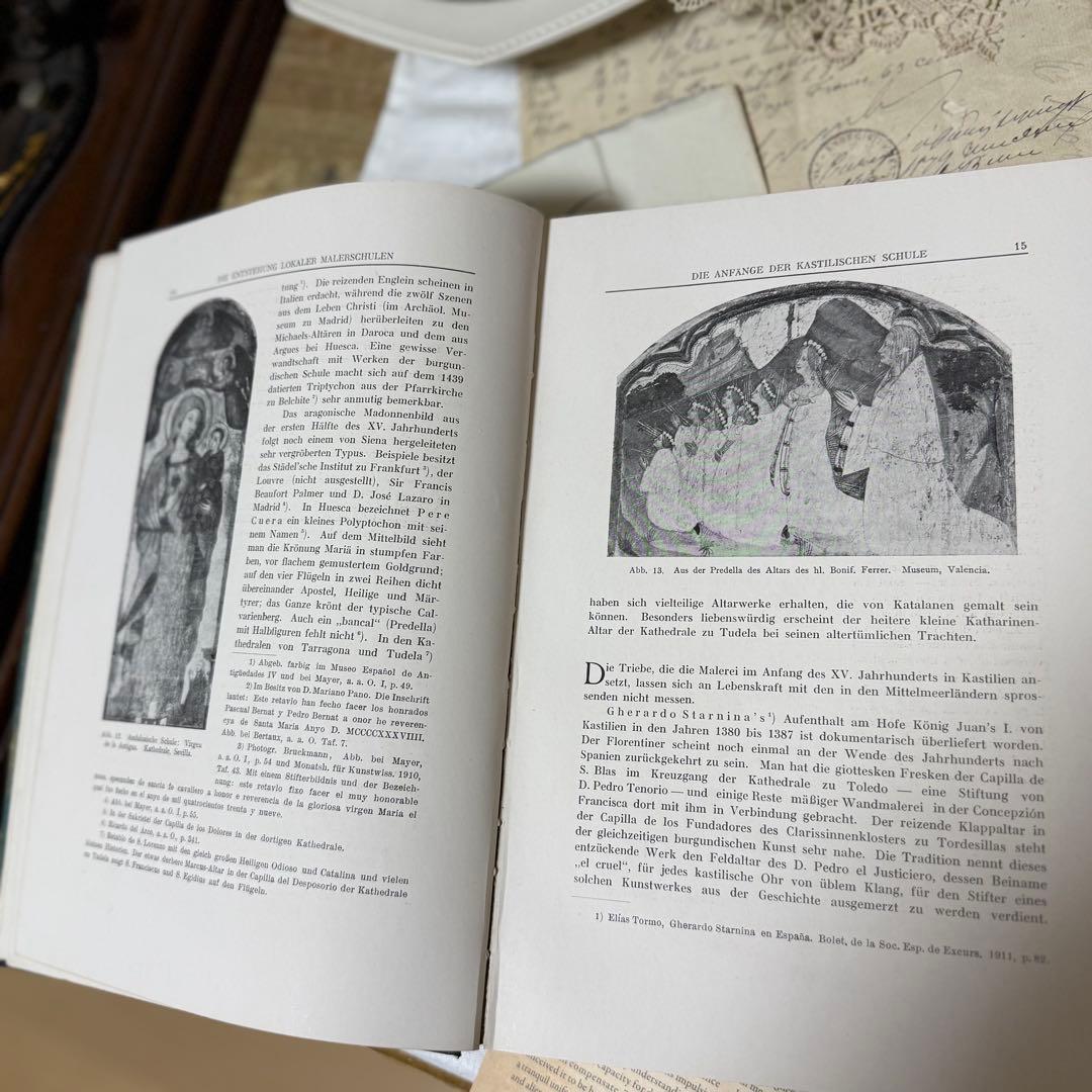 希少　アンティーク　古書　洋書　スペインの絵画 大判　蚤の市　ディスプレイ