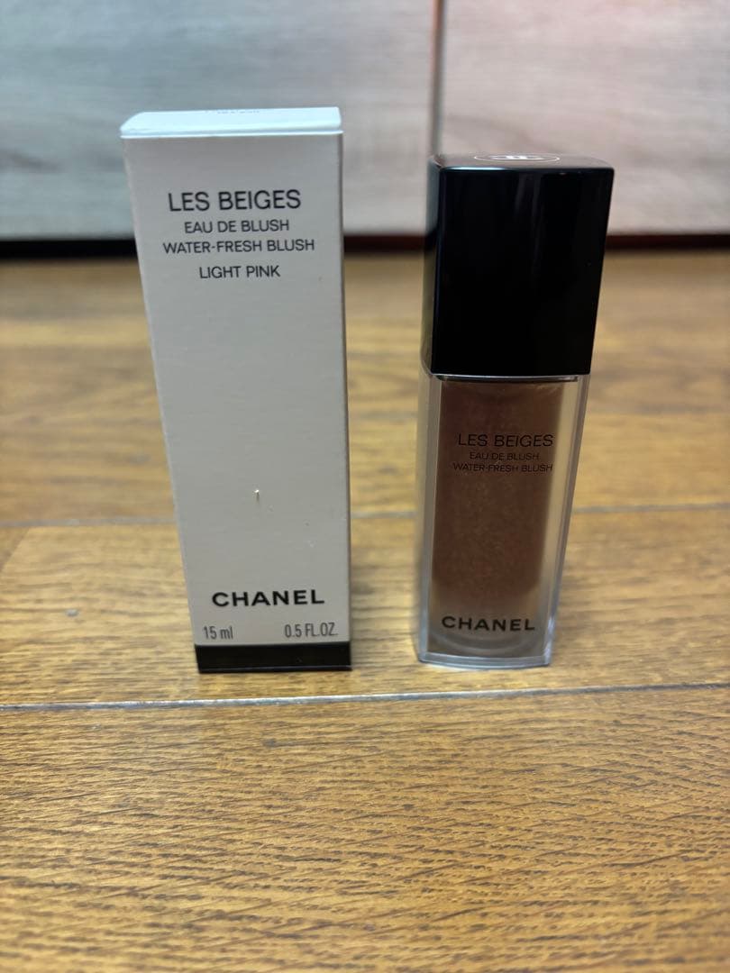 シャネル　ベージュ オー ドゥ ブラッシュ ライト ピンク（15ml）