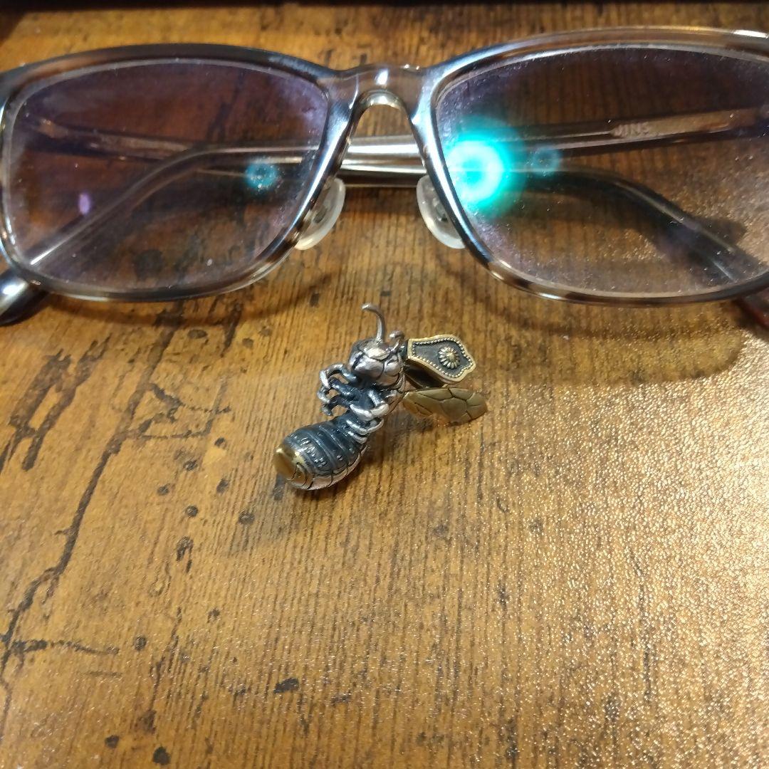 廃番新品 蜂ハチのネックレストップ かすう工房