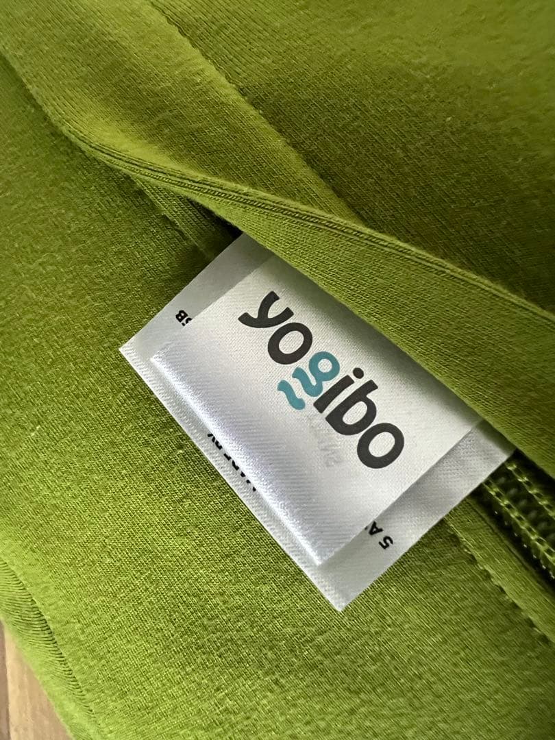 Yogibo ヨギボー　メガムーンピロー　ライムグリーン　新品未使用品　帯付き