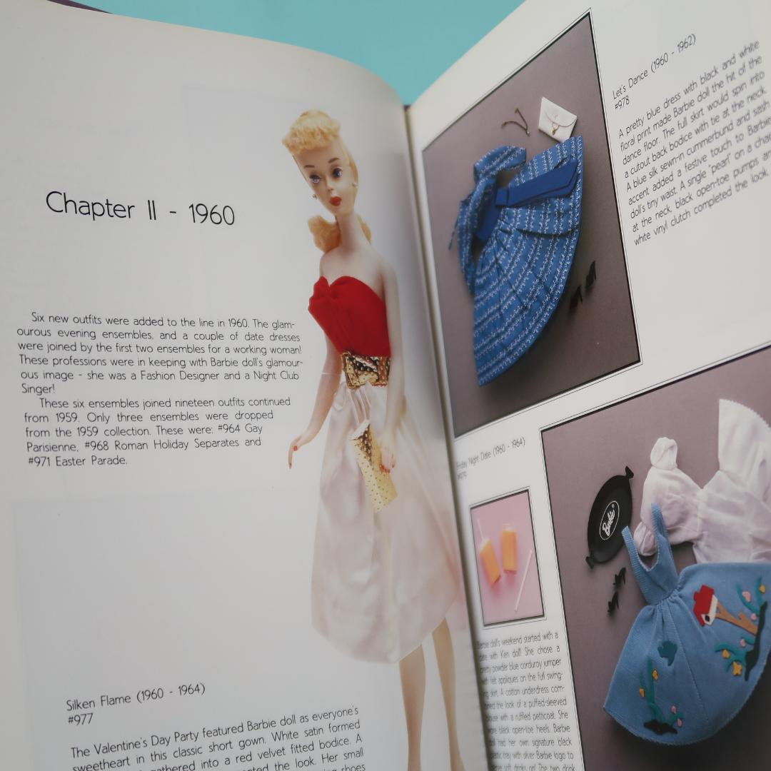 セール！　洋書　Barbie Fashion, 1959-1967　バービー人形