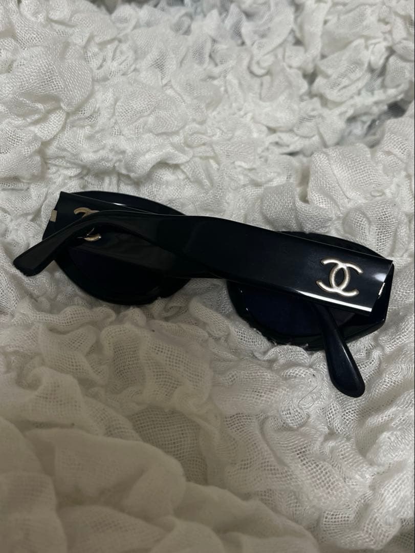 早いもん勝ちです！ お値下げ致しました。CHANEL キャットアイ サングラス