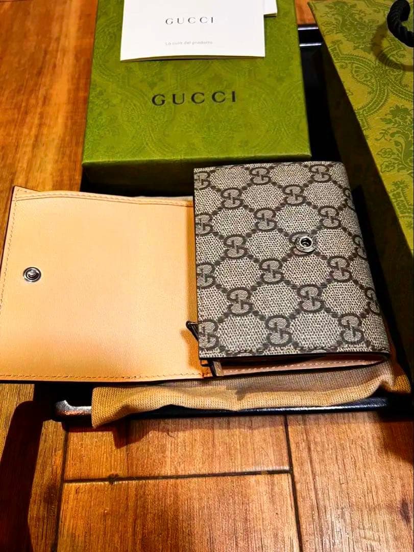 GUCCI 二つ折り財布 ベージュ/グレー