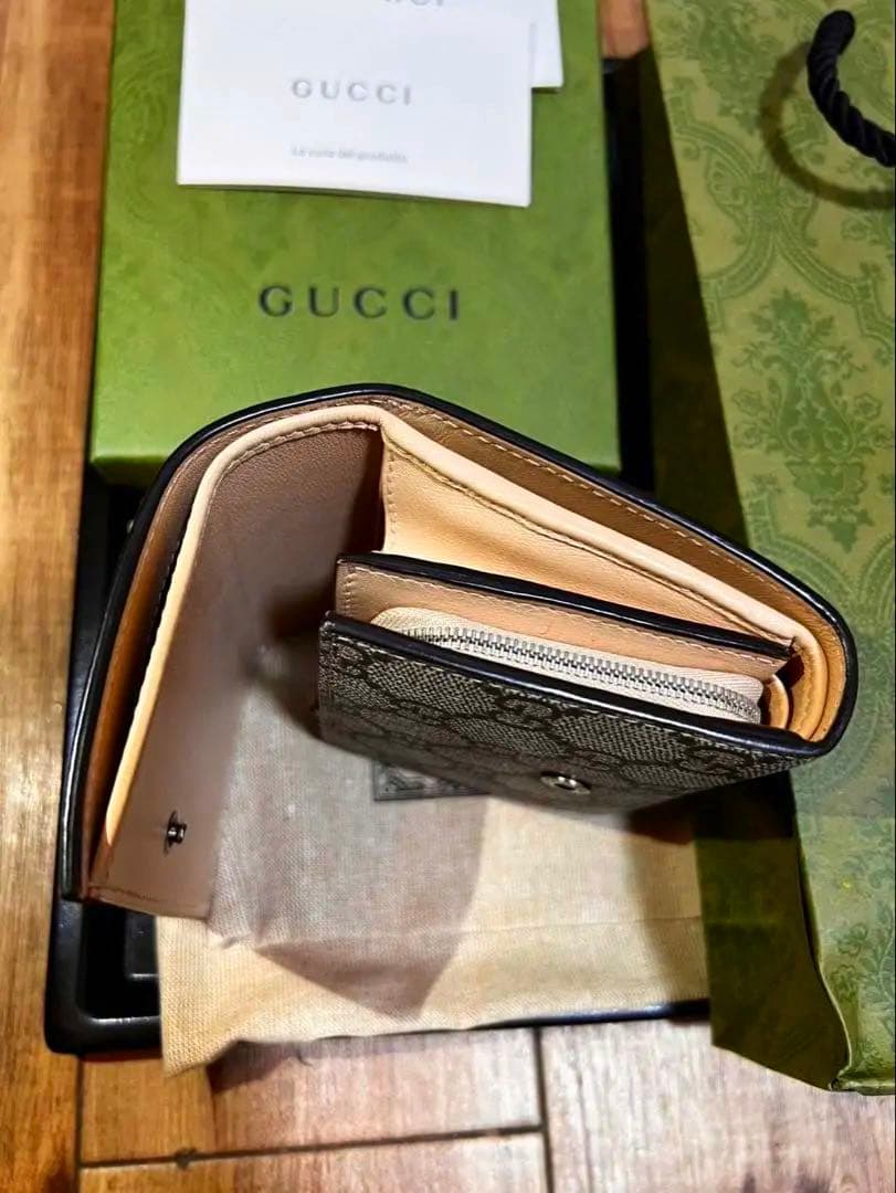 GUCCI 二つ折り財布 ベージュ/グレー
