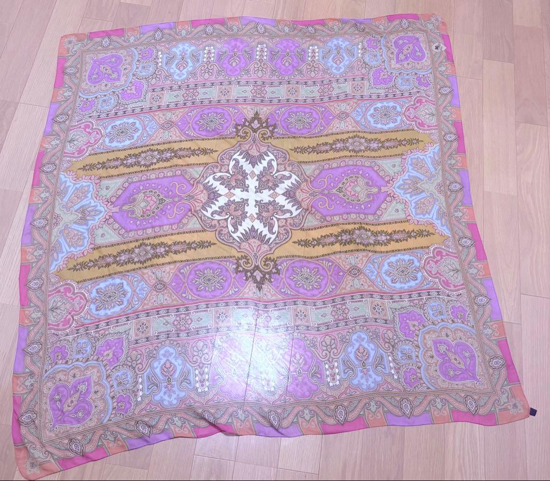 ETRO 大判100％シルク　ペイズリー柄 ストール