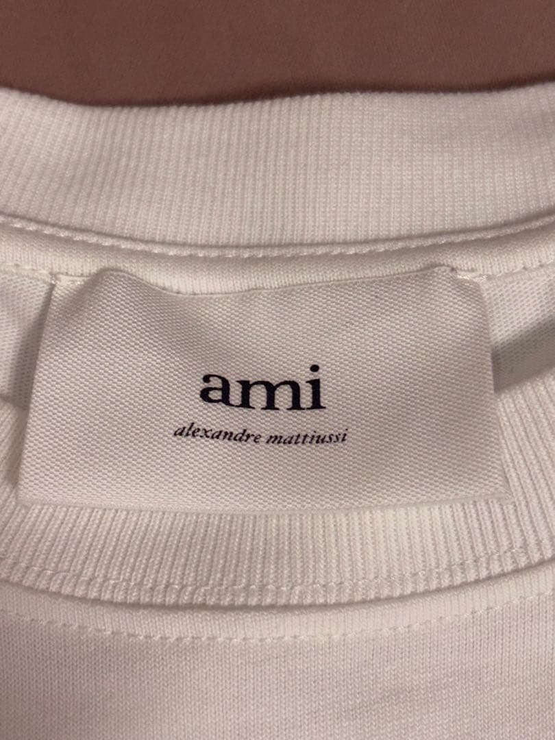 アミパリスTシャツ