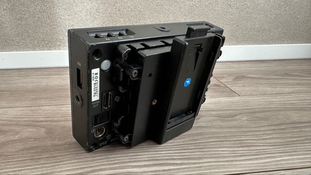 TVLogic VFM-058W5.5型フルHD対応モニター