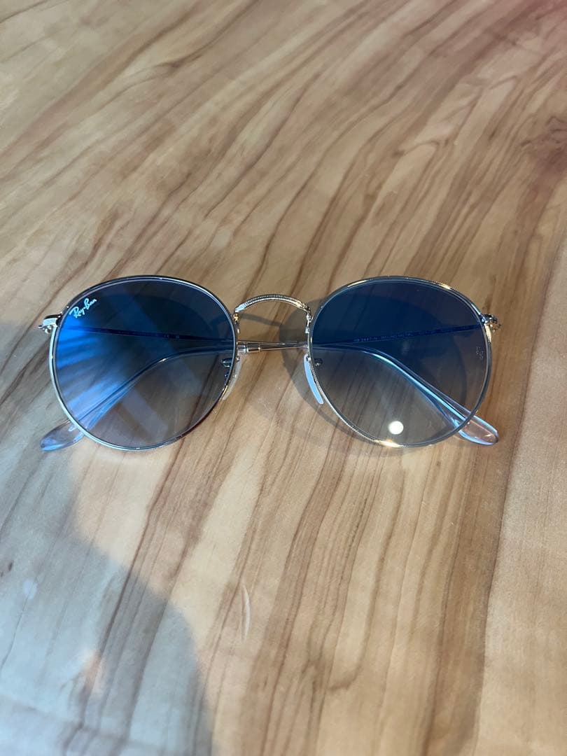 Ray-Ban ラウンドサングラス ゴールド/ブルー