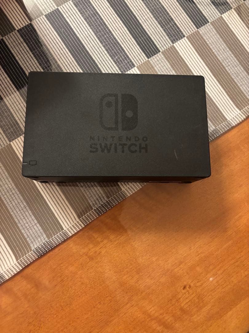 Nintendo Switch 本体 グレージョイコンストラップなし