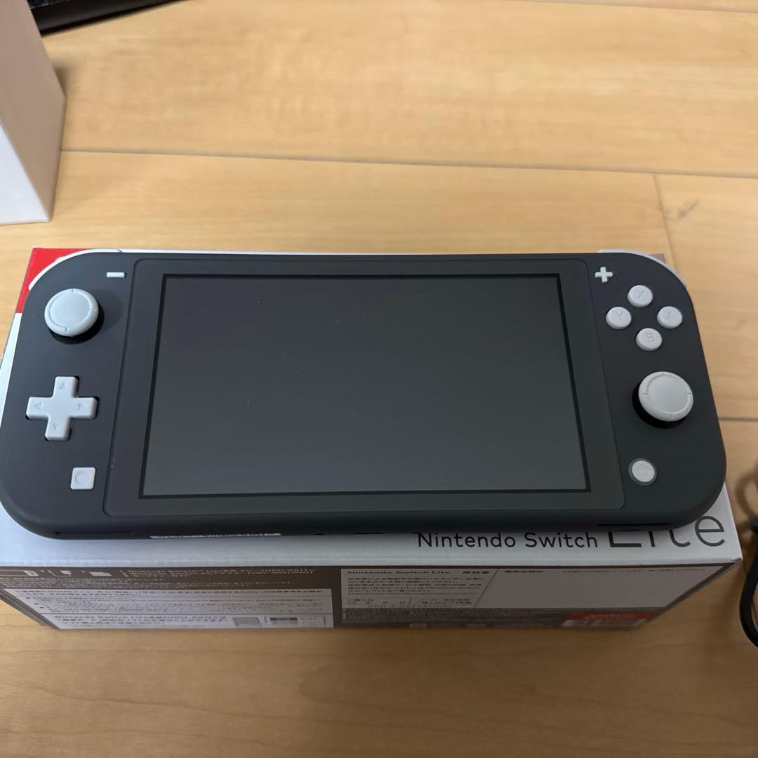 スウィッチライト&ポケモンカセット2個