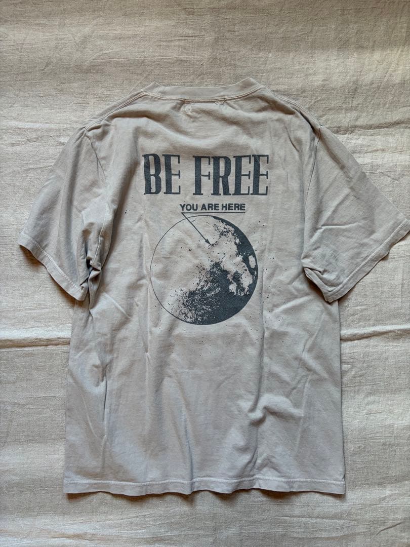 ドゥーズィエムクラス レミレリーフ BE GOOD Tシャツ