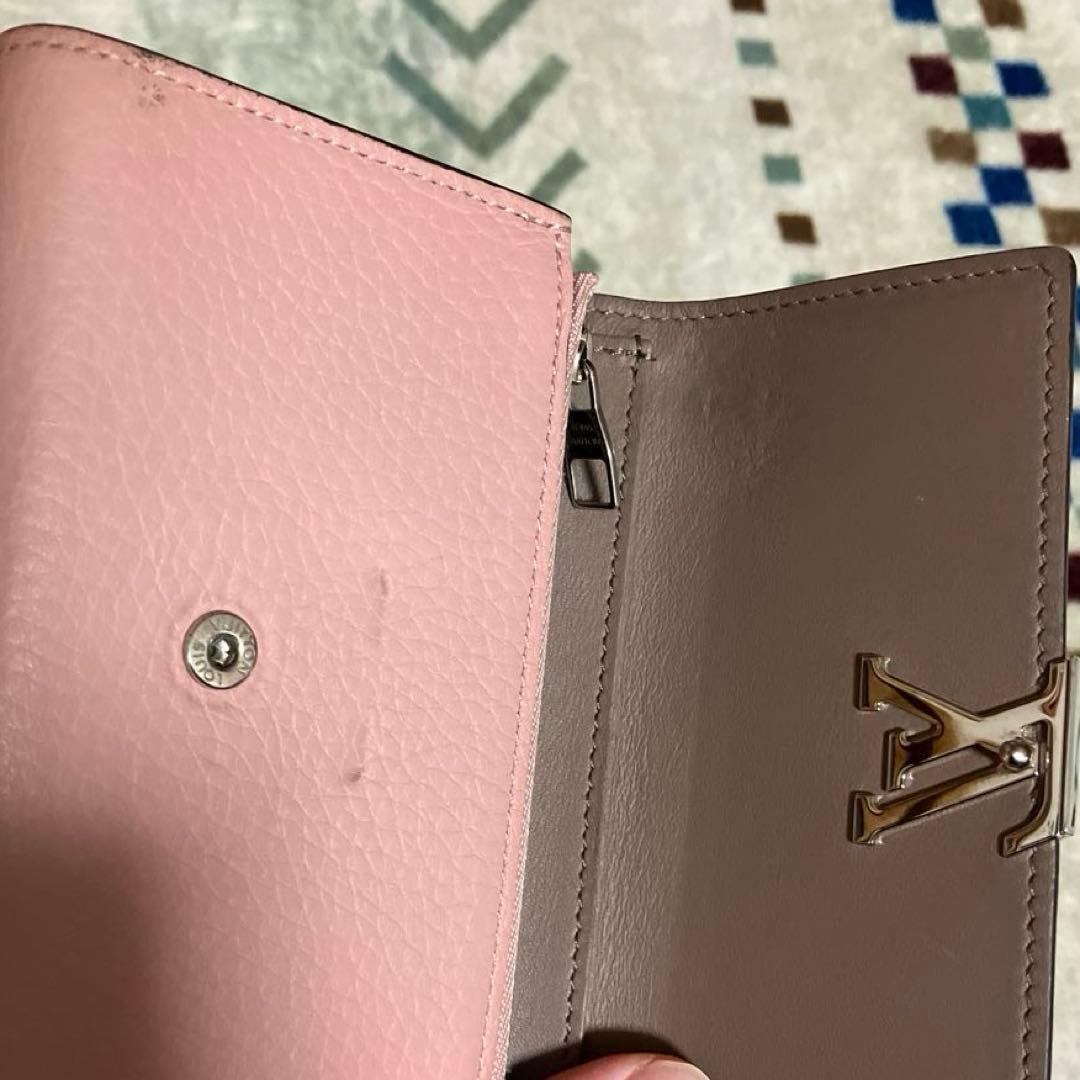 Louis Vuitton ピンク 三つ折り財布　カプシーヌ　コンパクト