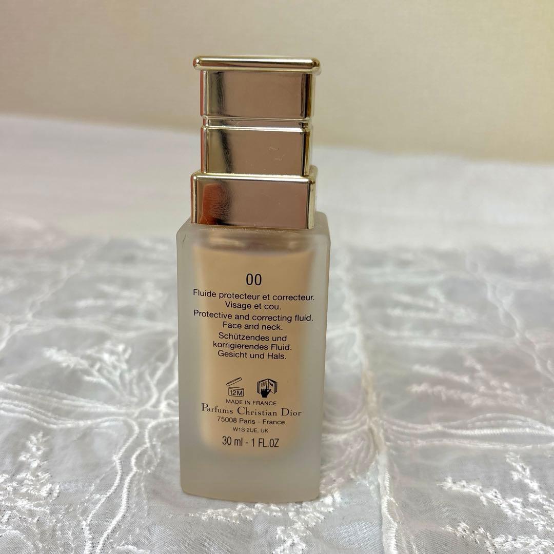 Dior Prestige Light-In-White BBクリーム 30ml