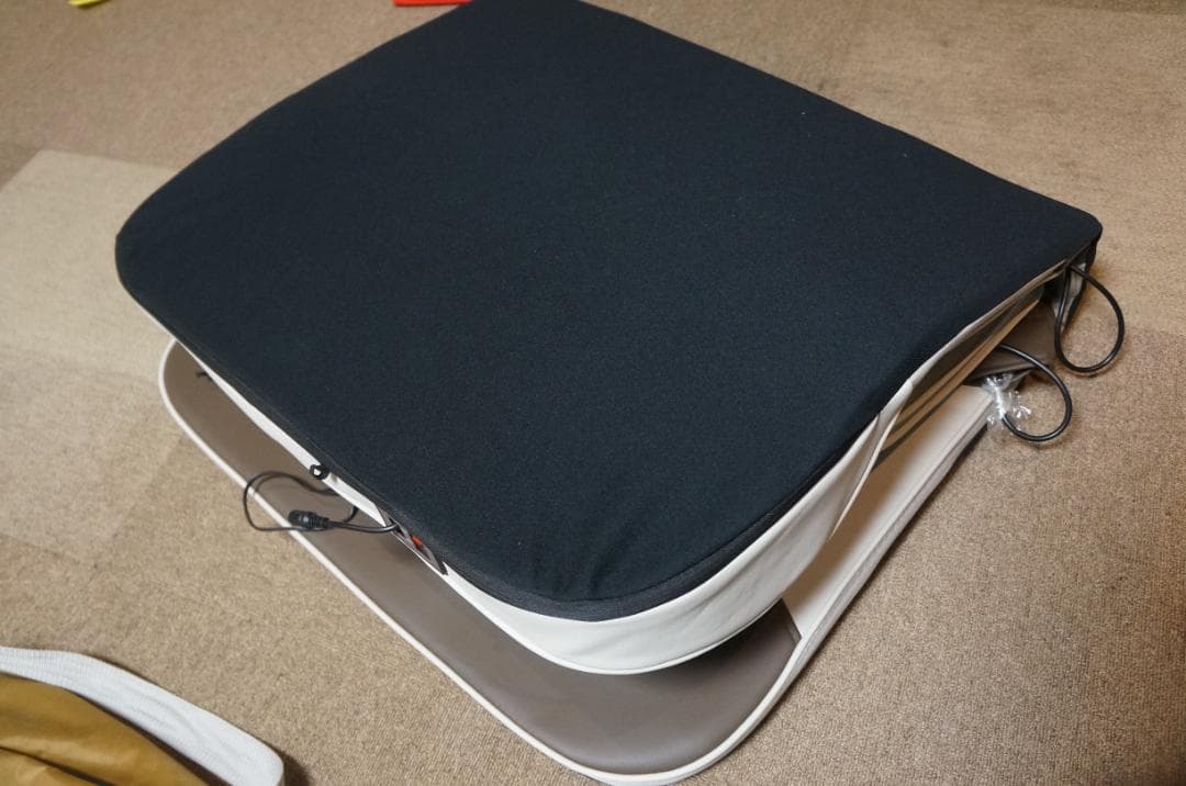 中古良品　エアストレッチマットゴロンネルプラス　GORONNEL➕plus