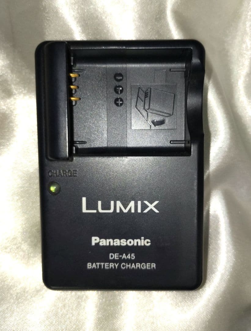Panasonic LUMIX DMC-TZ5 デジタルカメラ　パナソニック