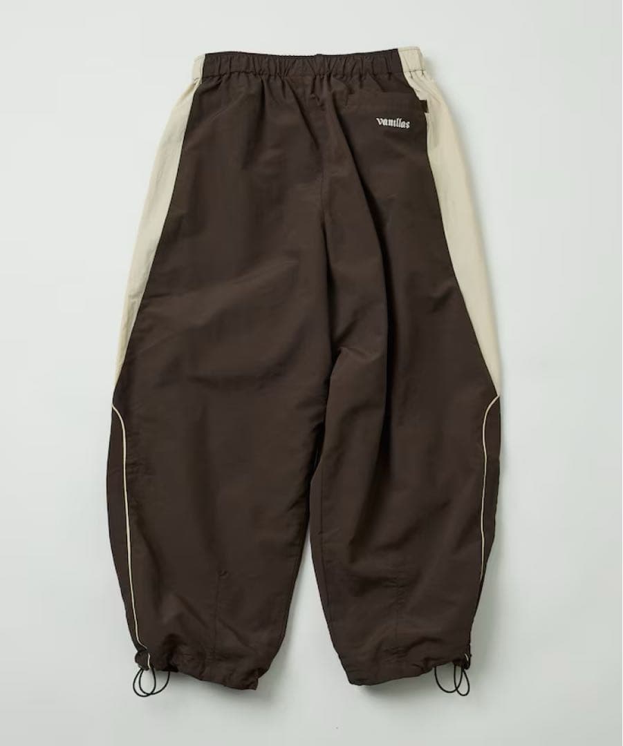 UMBRO go!go!vanillas ナイロントラックパンツ ブラウン